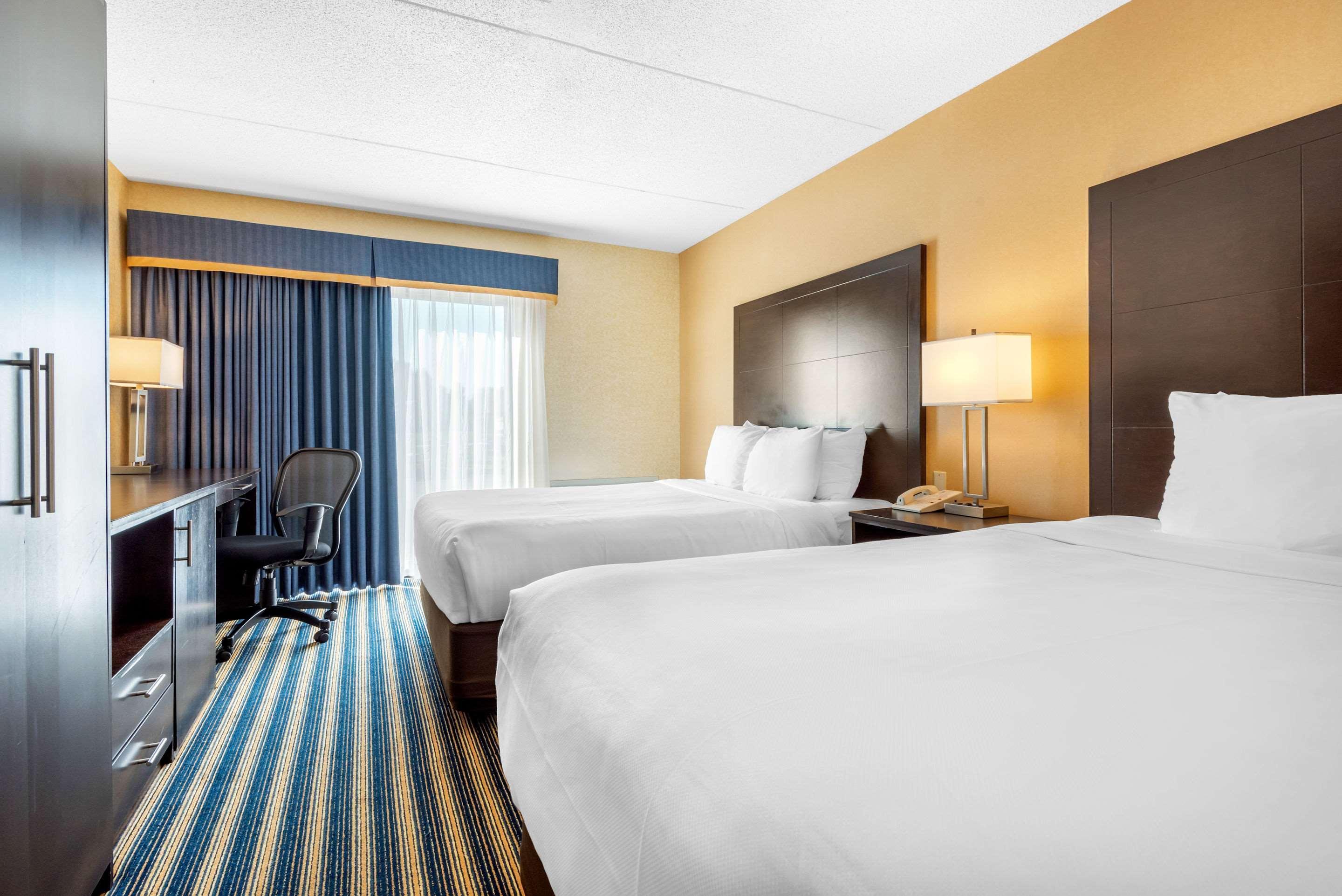 Comfort Inn St. Thomas Buitenkant foto