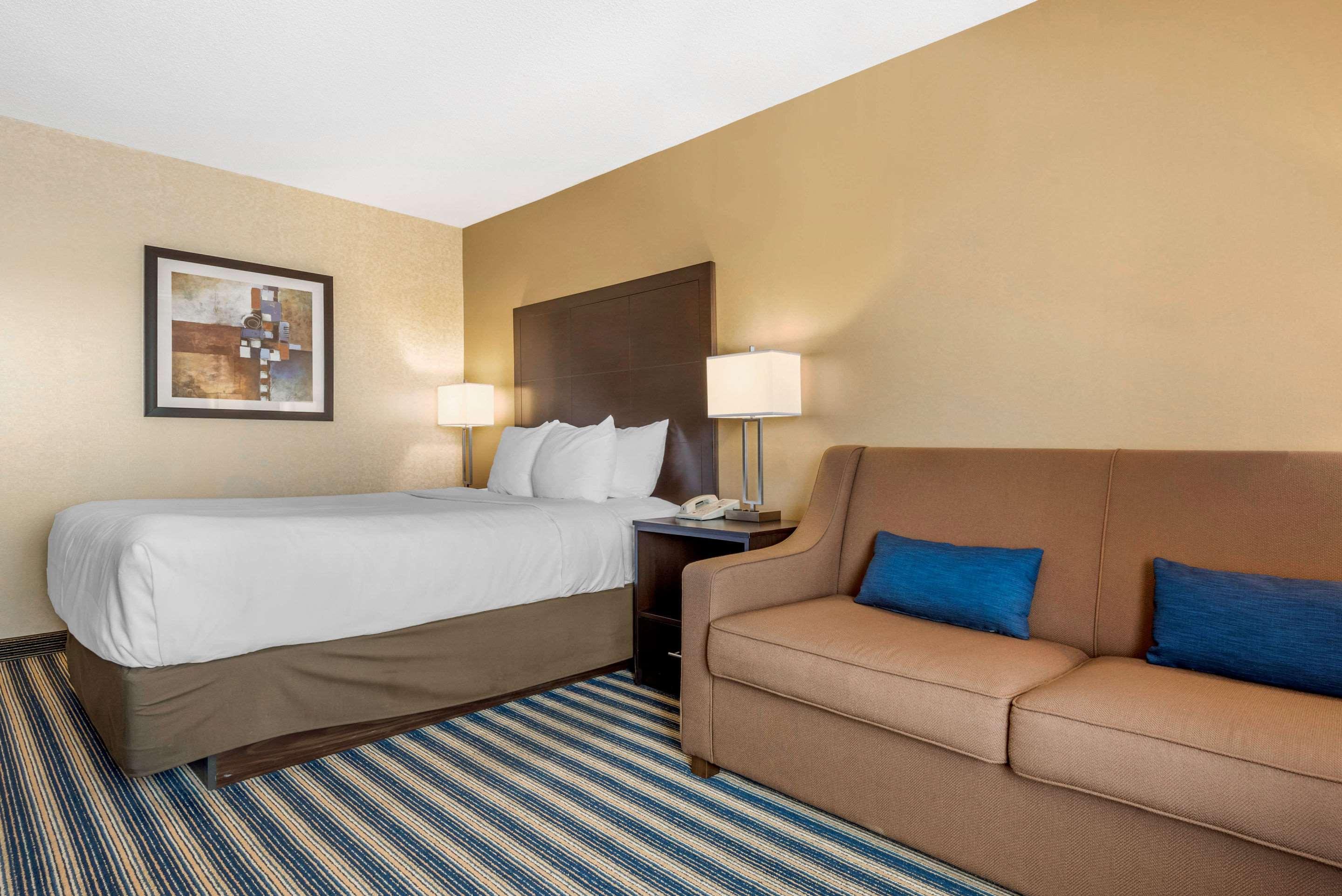 Comfort Inn St. Thomas Buitenkant foto