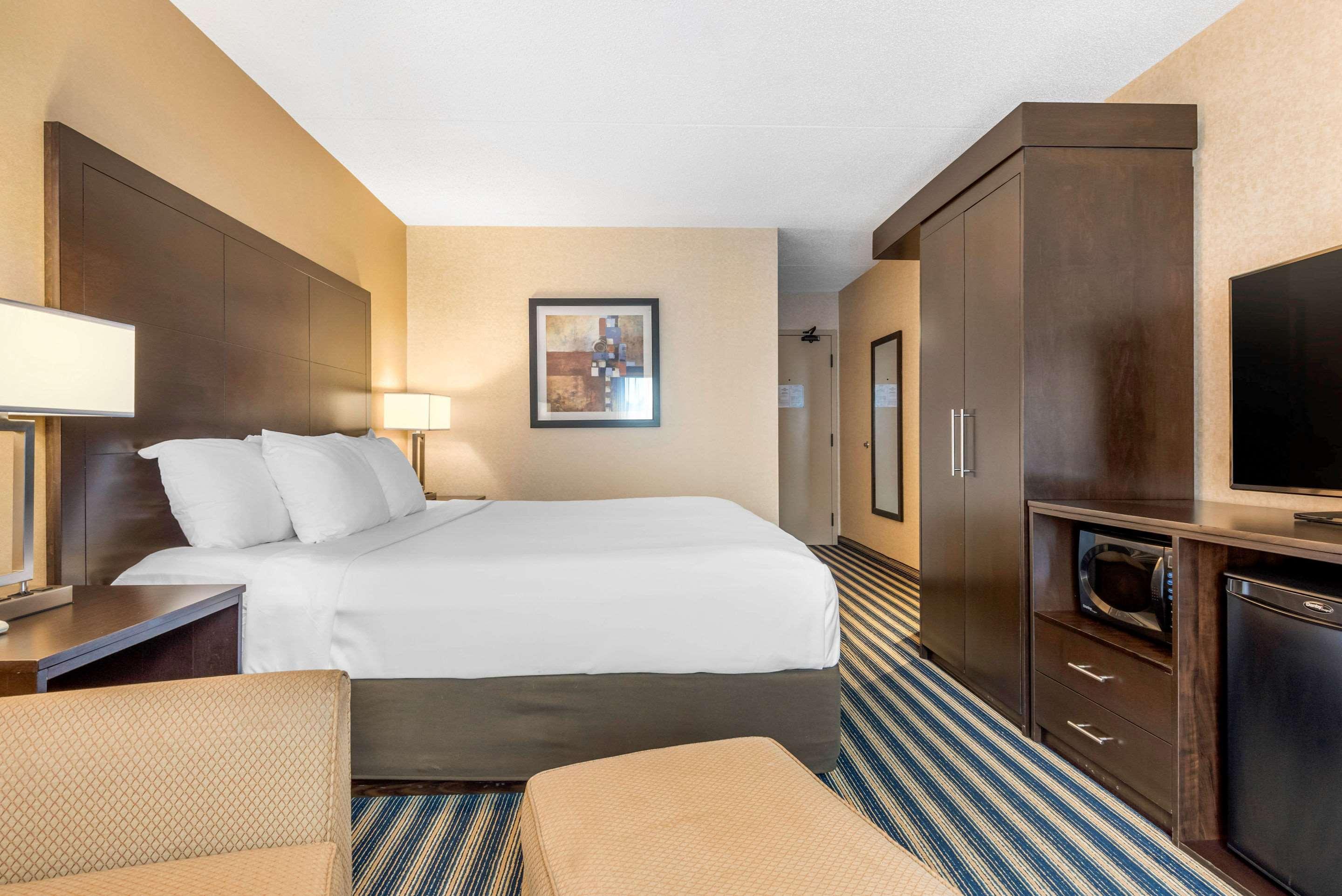 Comfort Inn St. Thomas Buitenkant foto