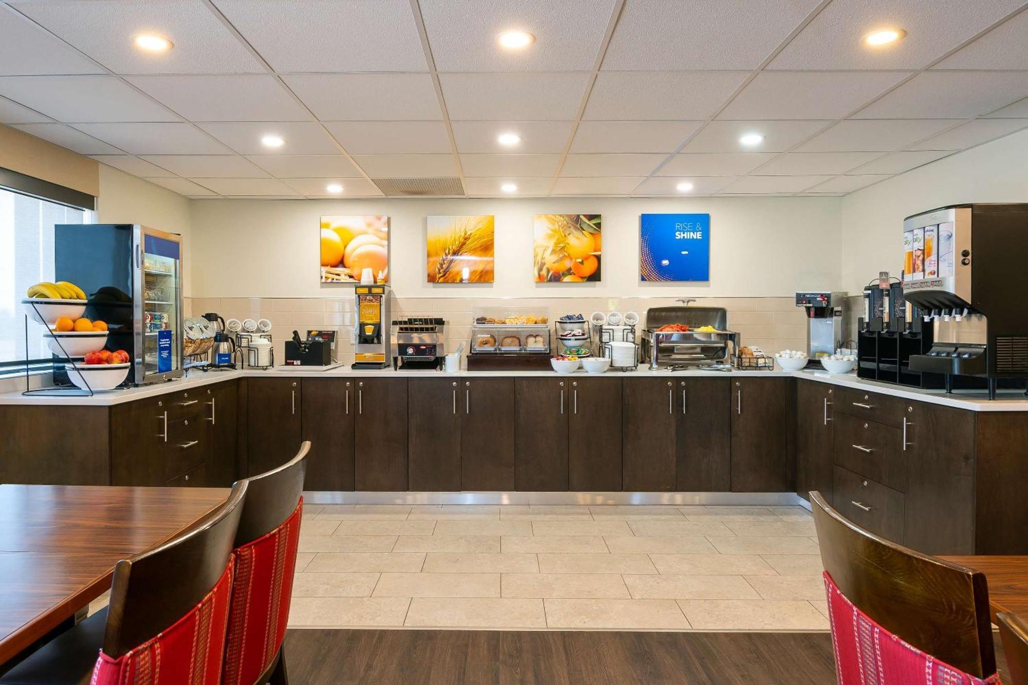 Comfort Inn St. Thomas Buitenkant foto