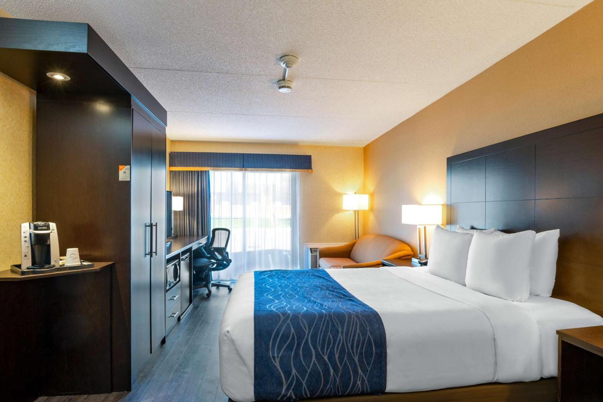 Comfort Inn St. Thomas Buitenkant foto