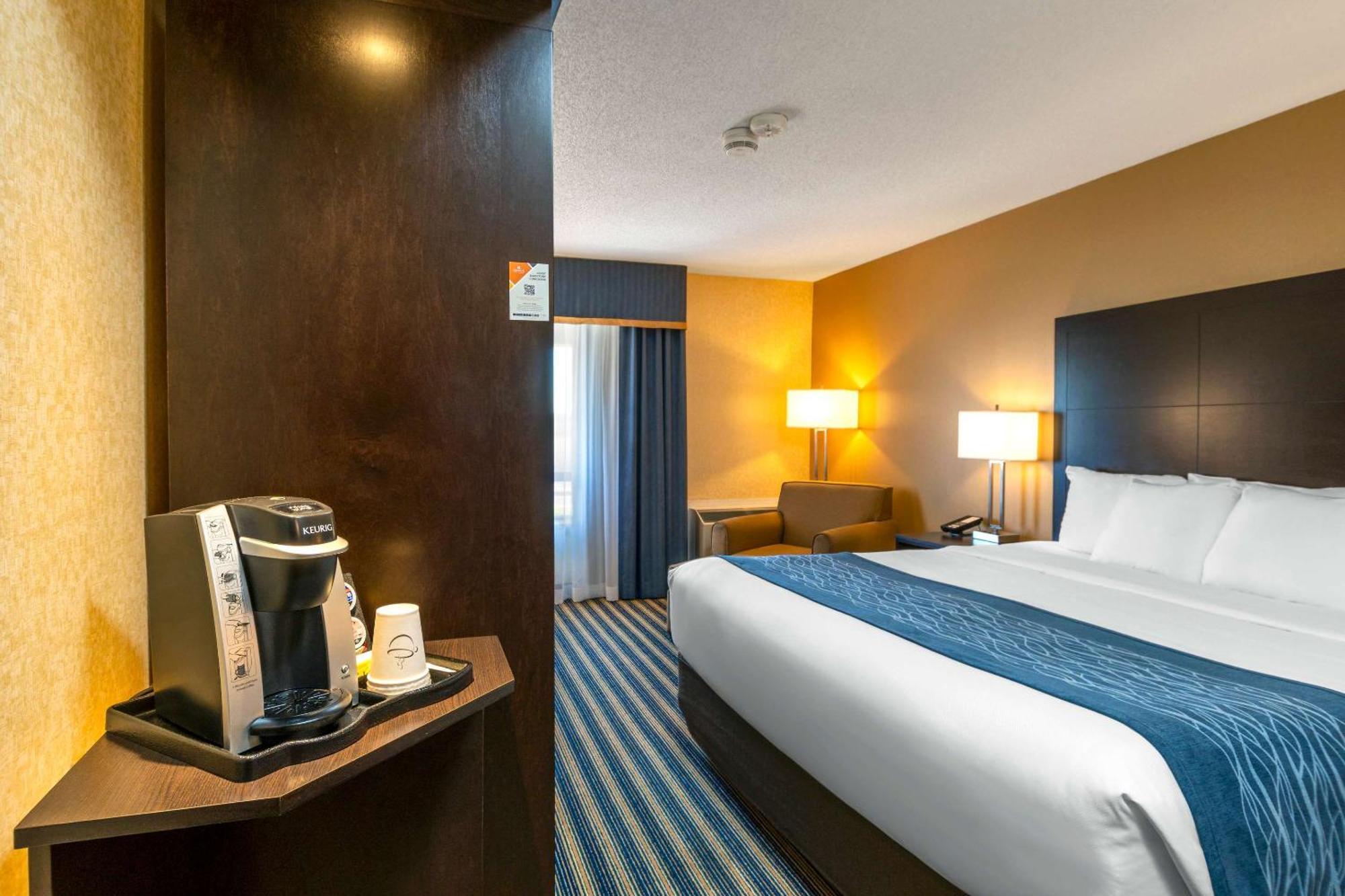 Comfort Inn St. Thomas Buitenkant foto